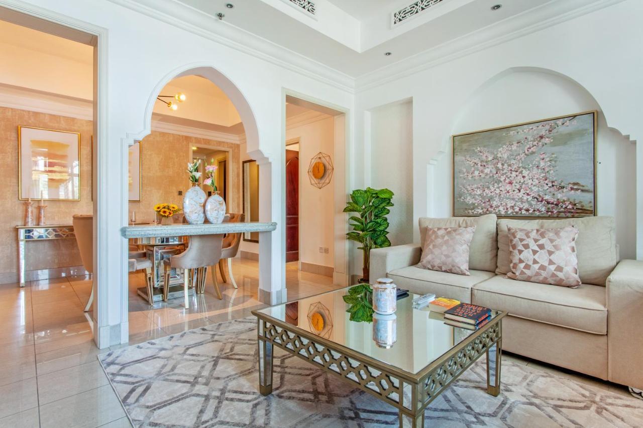 Bnbmehomes - Traditional Meets Modern In Downtown - 5041 Dubaï Extérieur photo