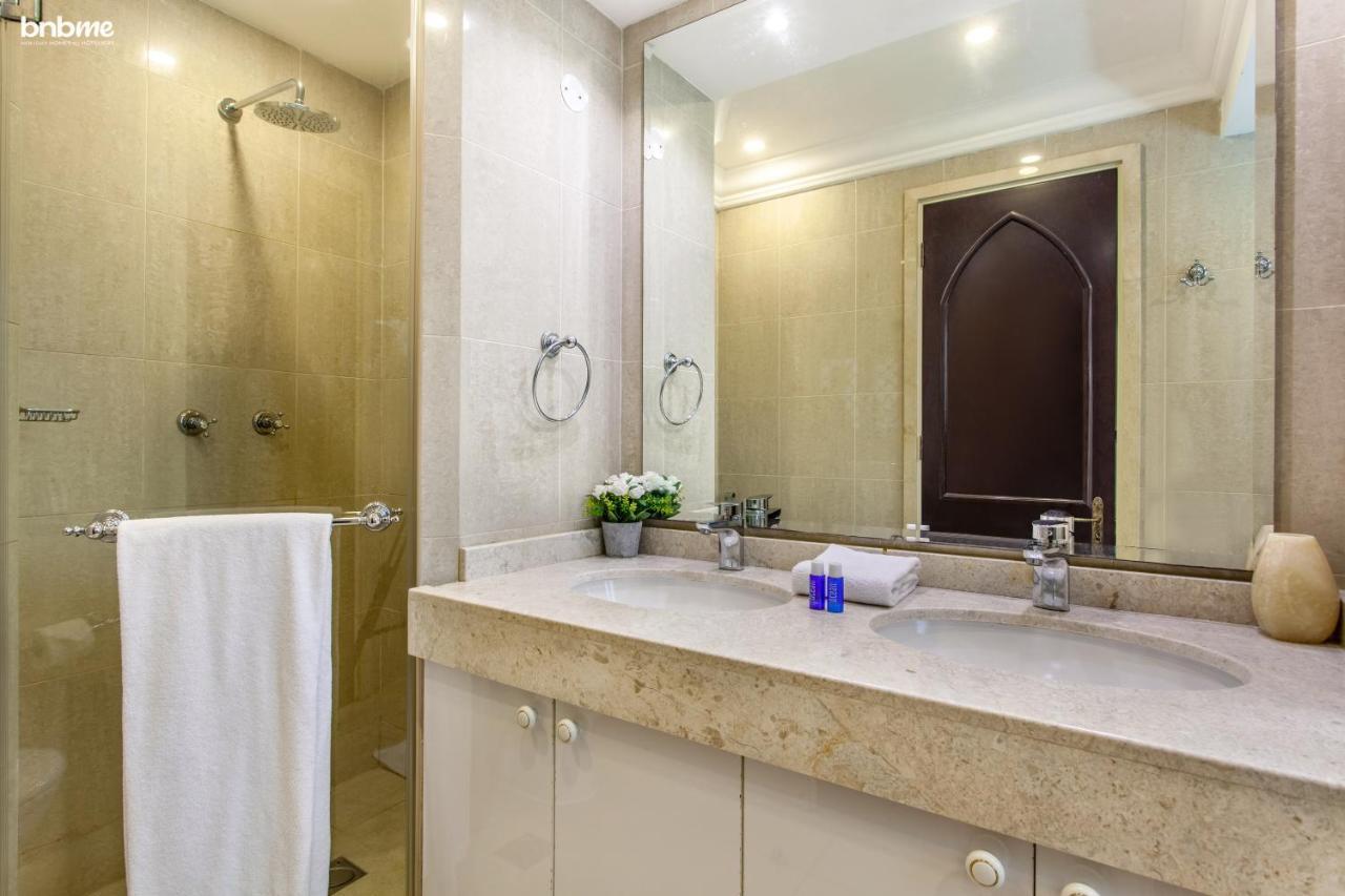 Bnbmehomes - Traditional Meets Modern In Downtown - 5041 Dubaï Extérieur photo